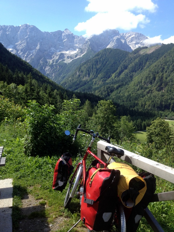 A QUICK 5 KM UP TO START