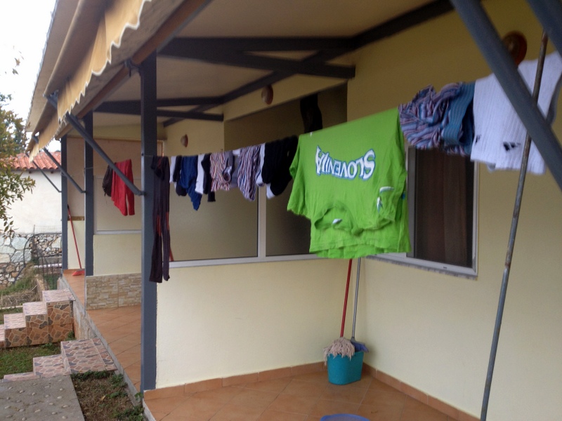 LAUNDRY IS THE WORST PART OF TRAVELLING