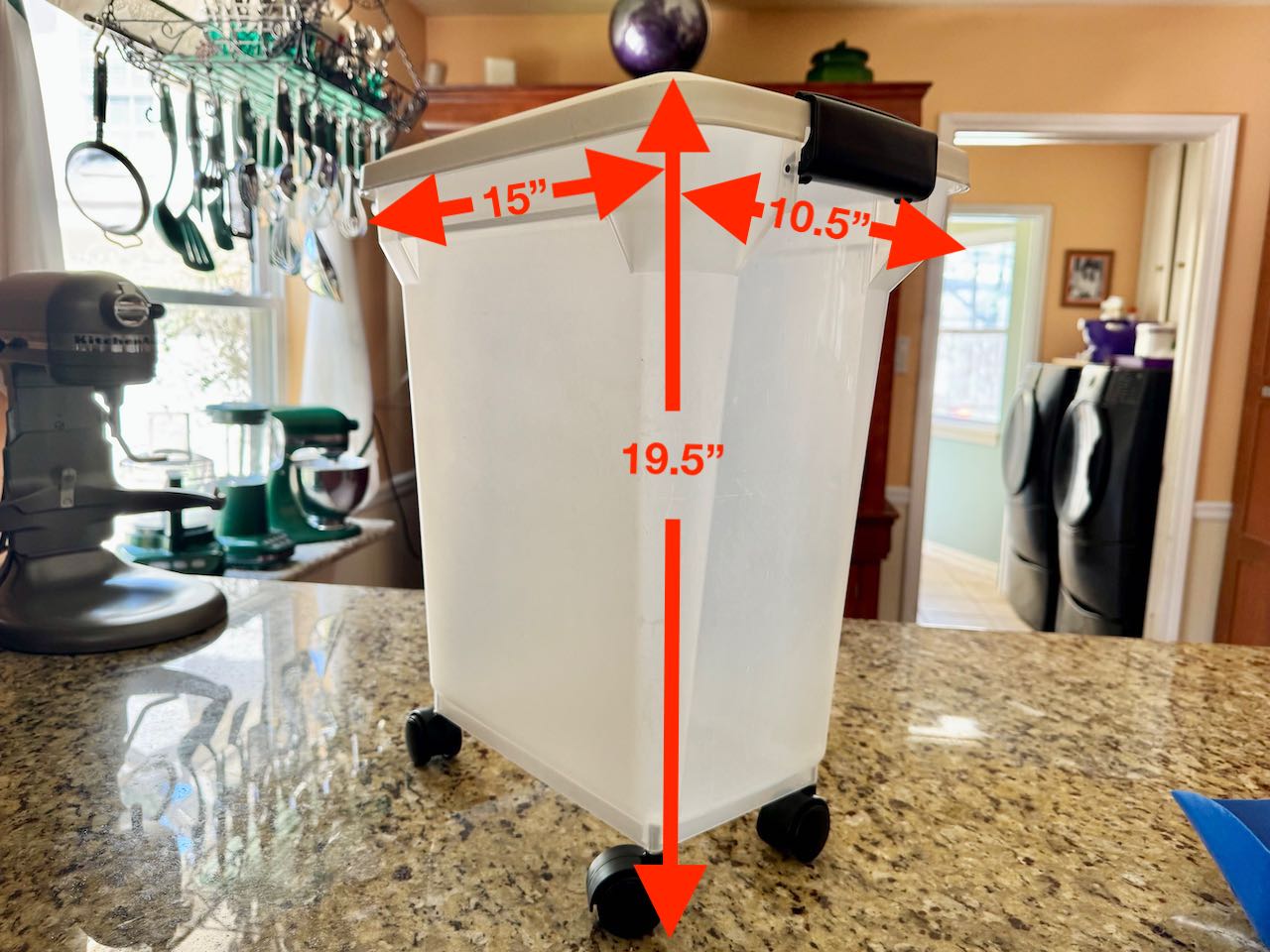Large Food Storage on Wheels with Scoop