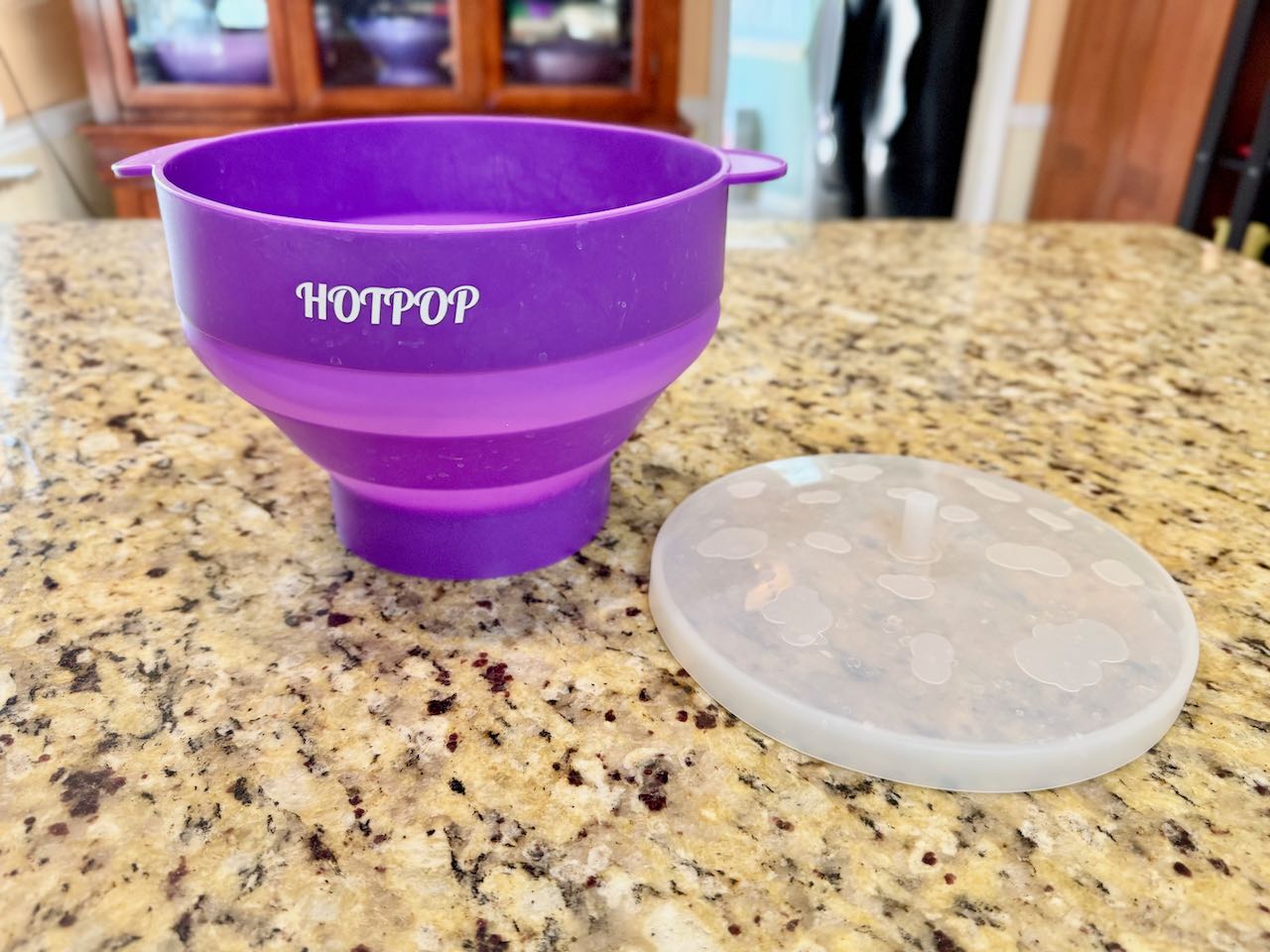 Purple Microwave Corn Popper