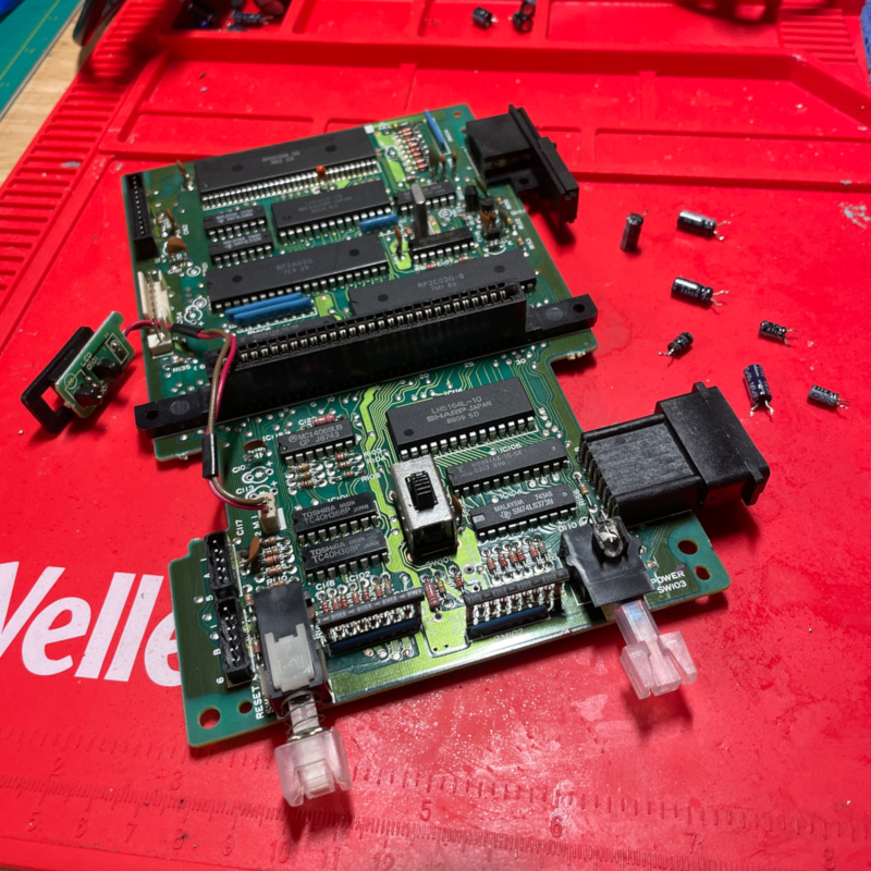 Twin Famicom Services – Jeff's Retro Gaming