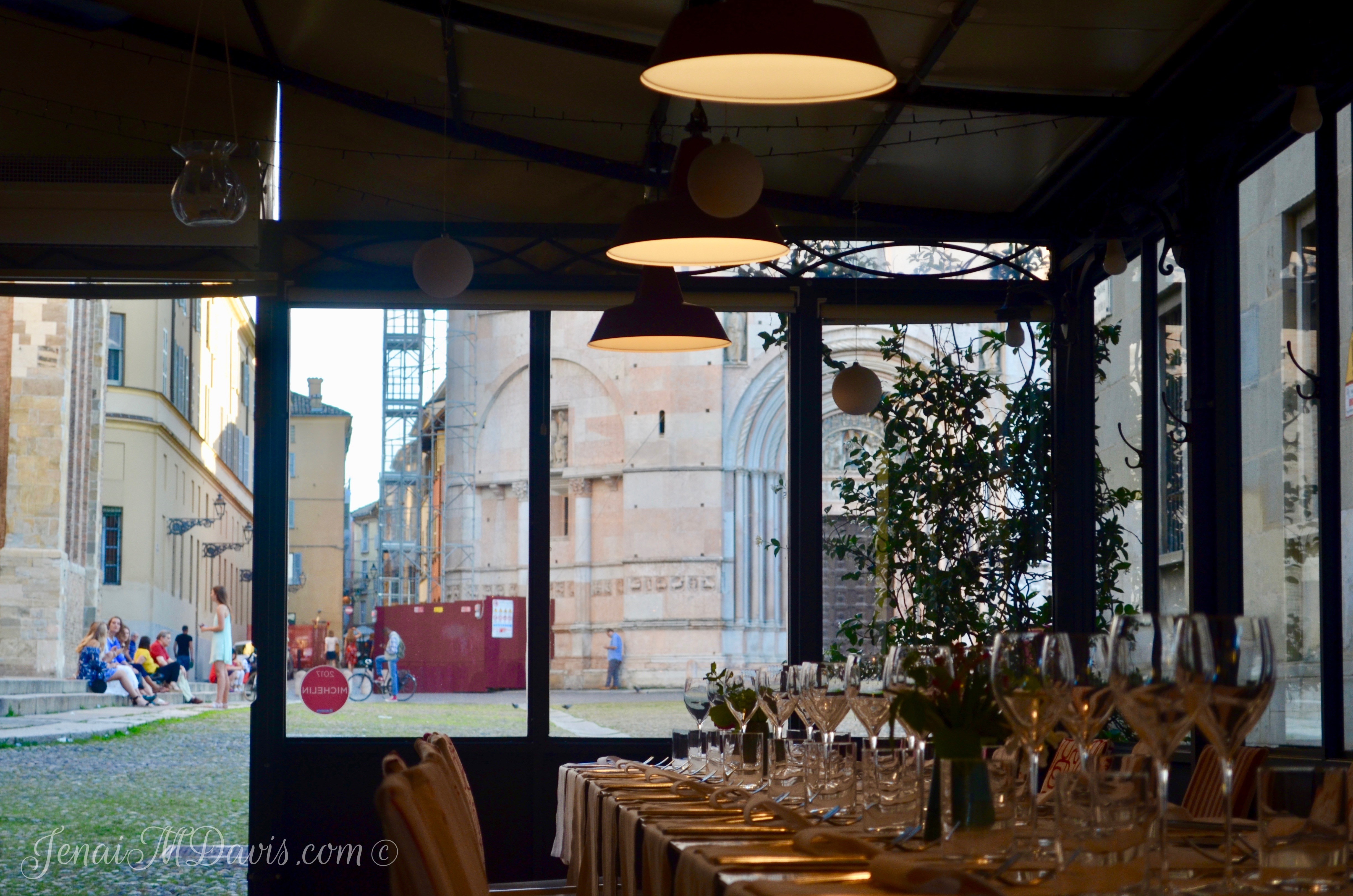 Angiol D'Or Parma atmosphere