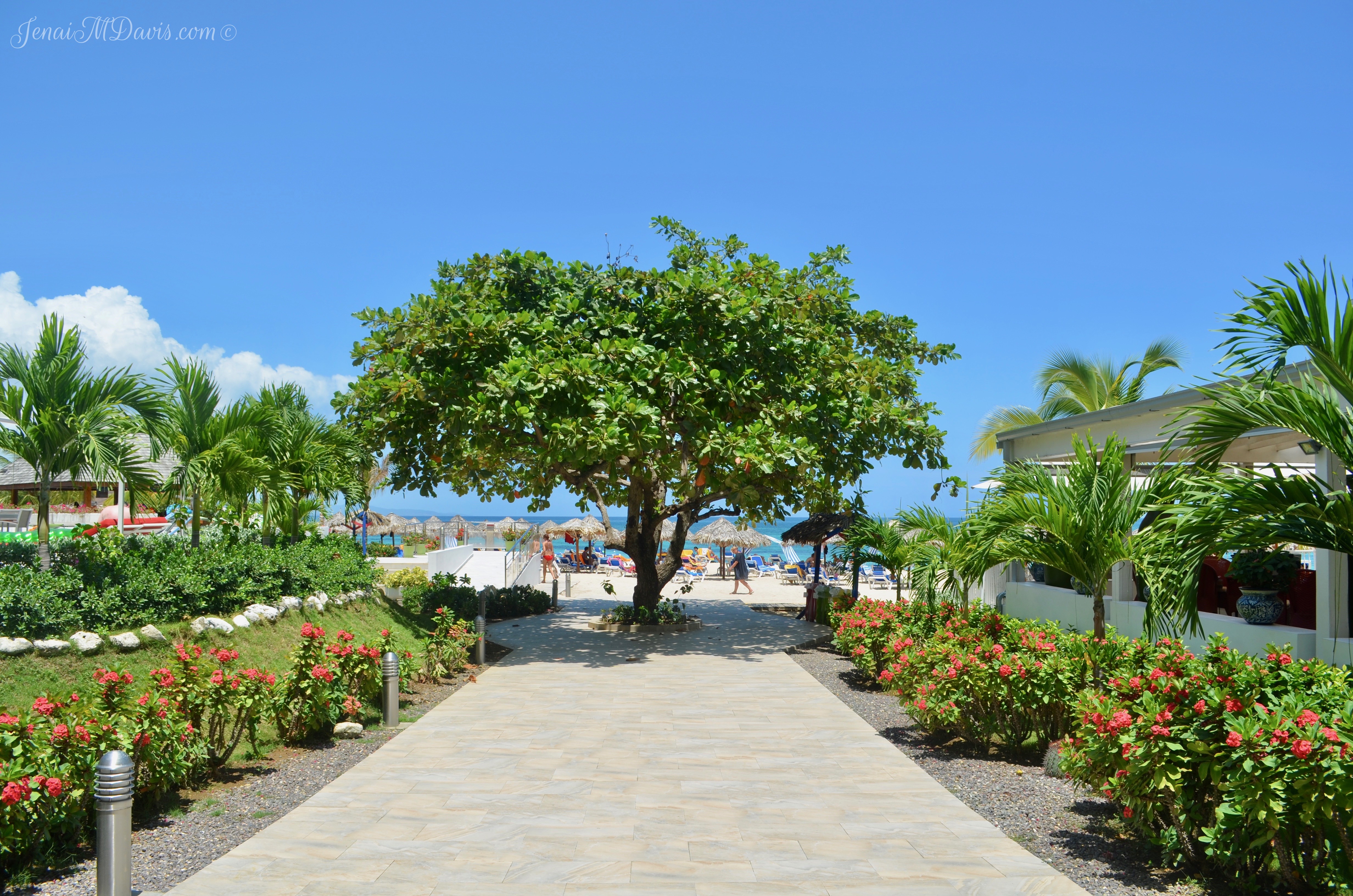 Royal Decameron Cornwall Beach Resort - Montego Bay