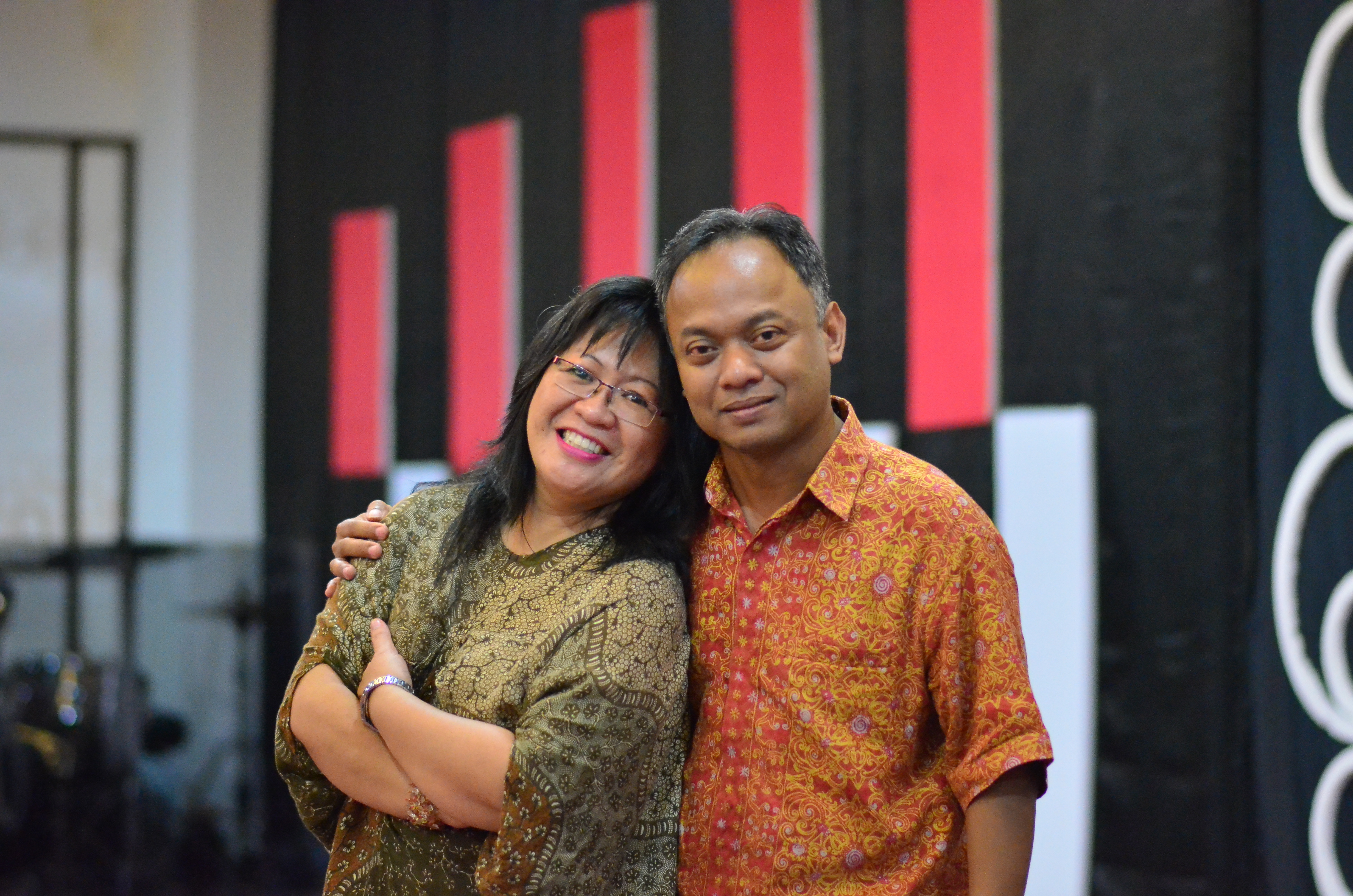 Bersama suami saya. Ari Prasetyo Widiono, S.E.
