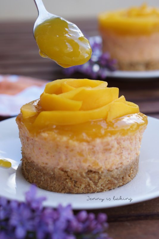 Exotischer kann der sommer nicht werden: Regenbogenfarbe Orange Mini Mango Tortchen Ohne Backen Jenny Is Baking