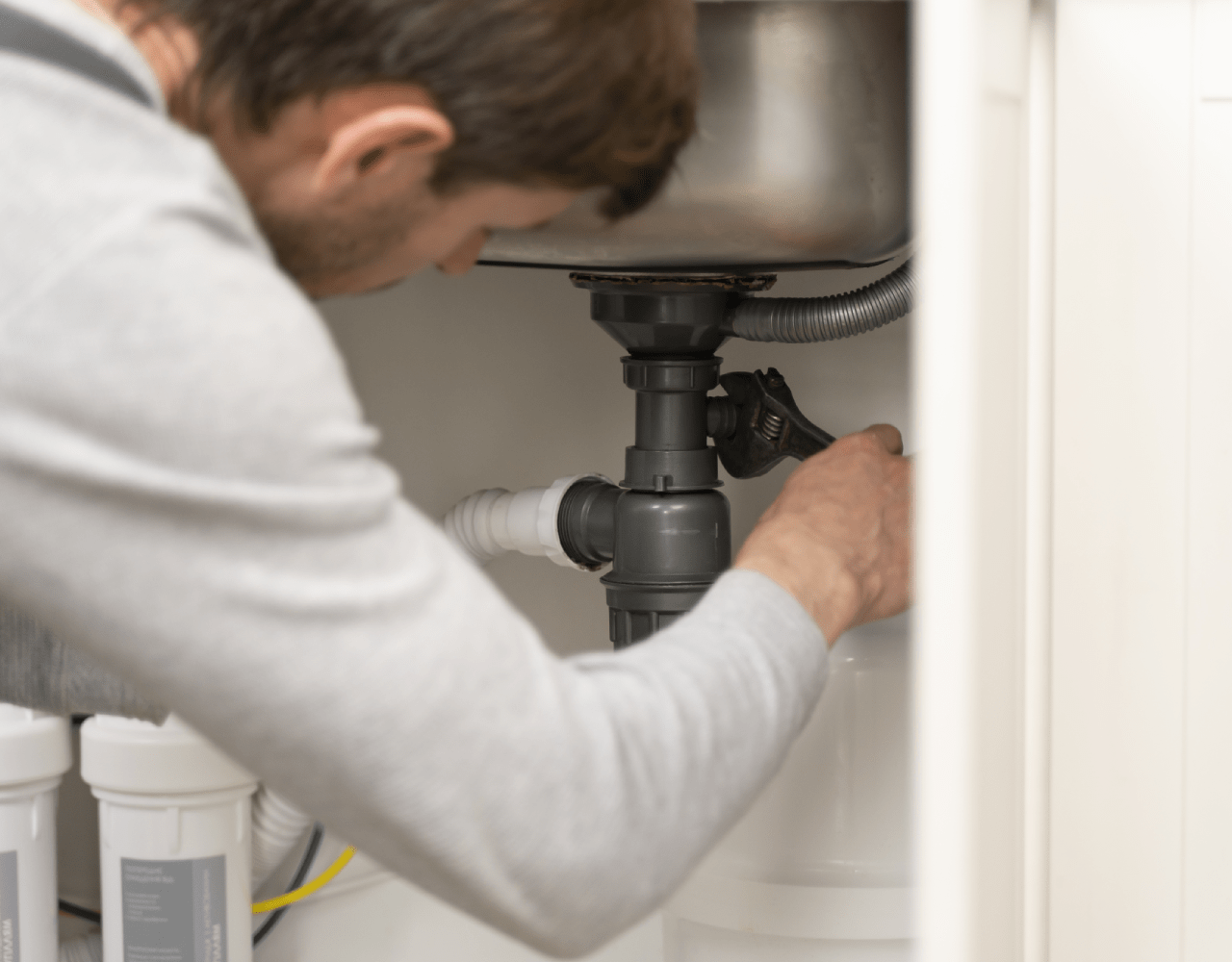 Emergency rooter service by Jersey Rooter in New Jersey, addressing urgent plumbing issues to prevent water damage.