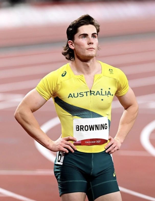 Olympedia Rohan Browning - Premium Vintage Design Gallery - Desktop