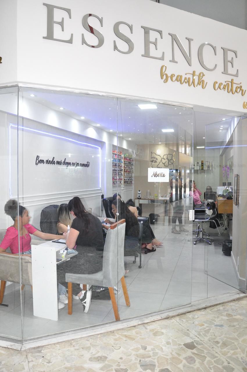 Essence Beauty Center