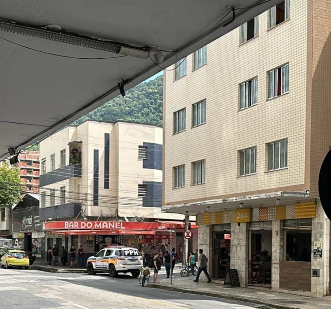 Criança cai da janela de apartamento no Bairro São Mateus, em Juiz de Fora