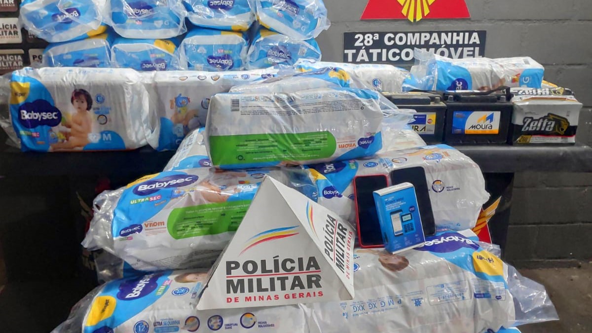 Jovem é preso por estelionato após uso de cartão clonado em Juiz de Fora