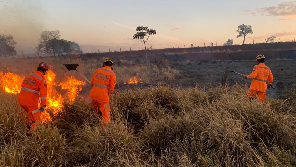 Com bases operacionais, Bombeiros querem agilizar atuação em áreas de incêndios em Minas Gerais