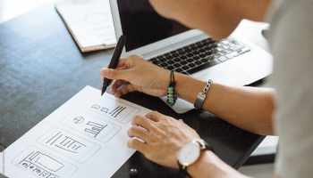 Website-Header gestalten