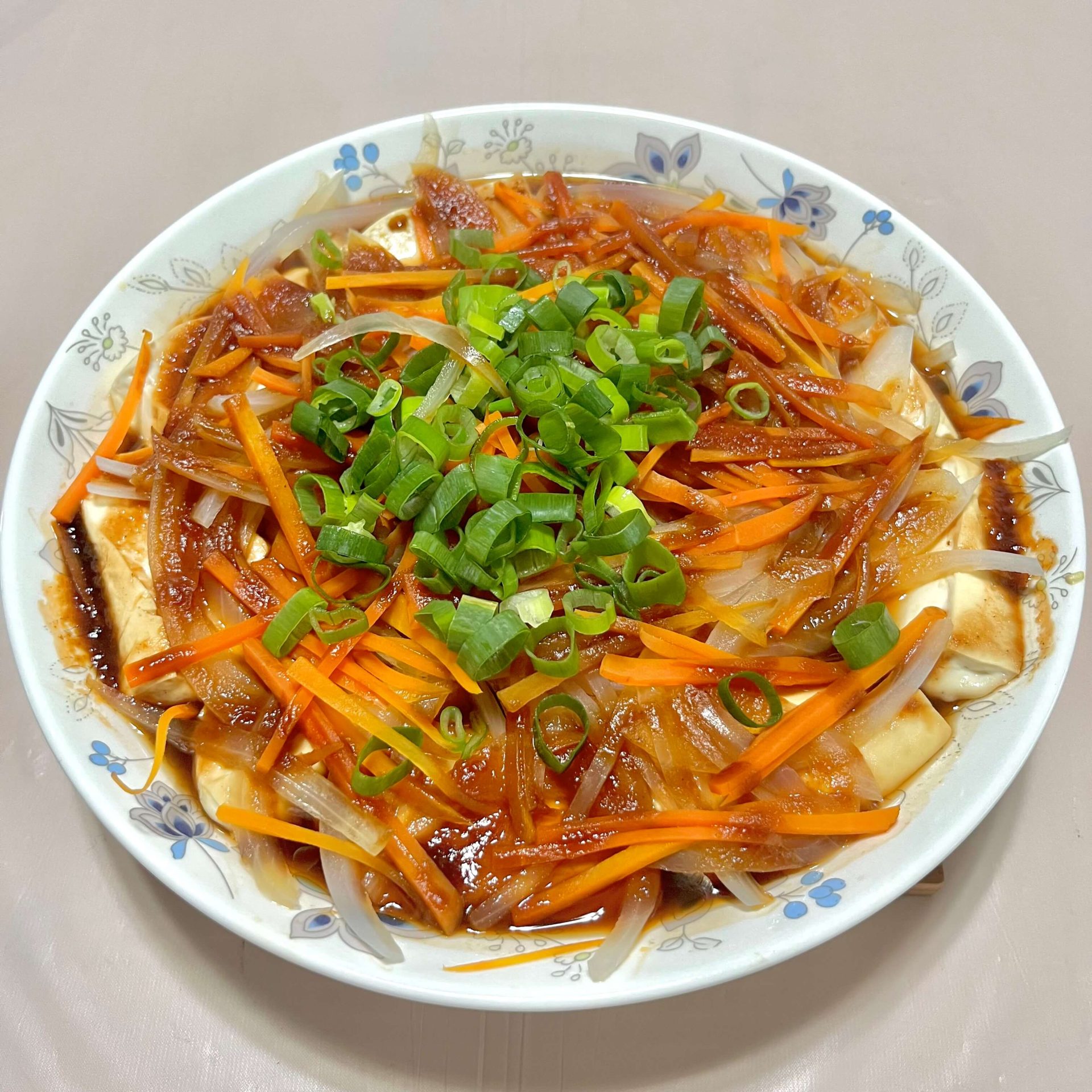 洋蔥燜豆腐
