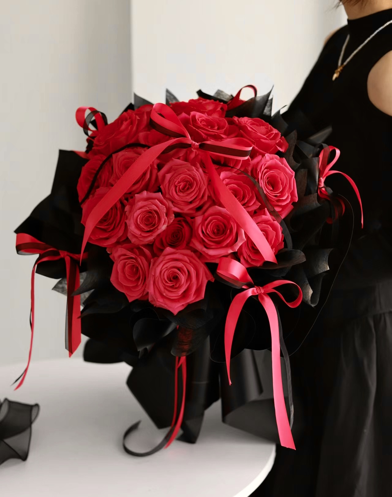Heartfelt Red Rose Posy – J&J Blooming Studio