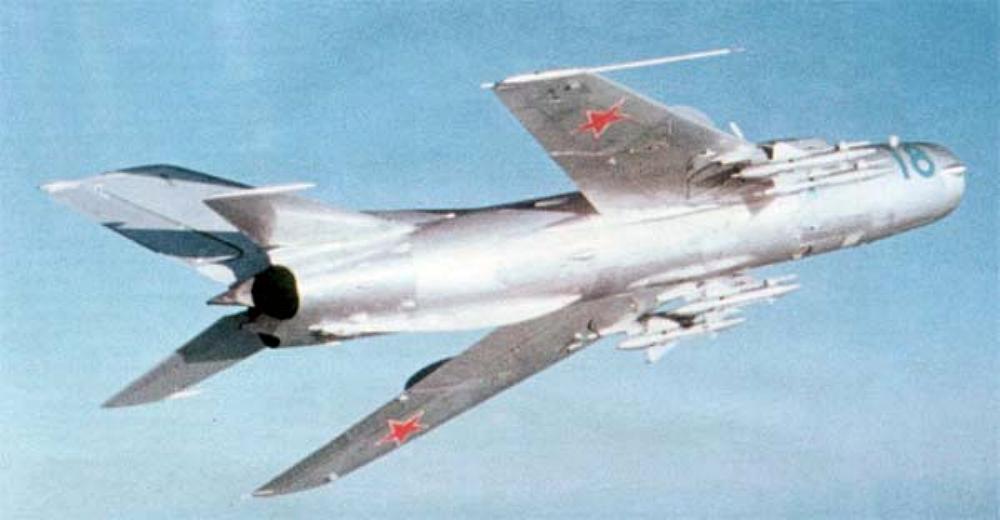 Mikoyan-Gurevich MiG-19 – jmodels.net Mikoyan-Gurevich MiG-19 – jmodels.net