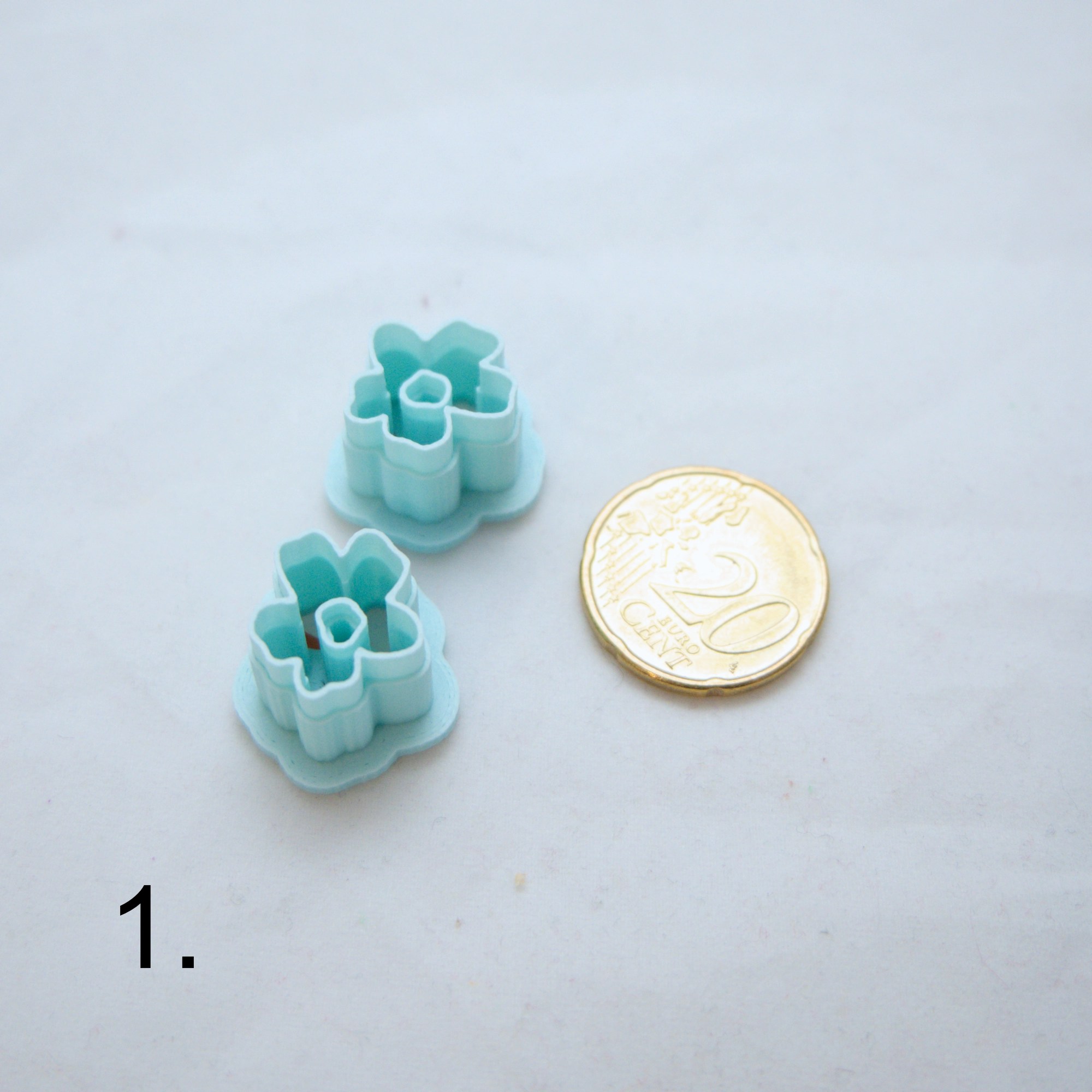 Unikko askartelumassaleikkuripari (reiätön)