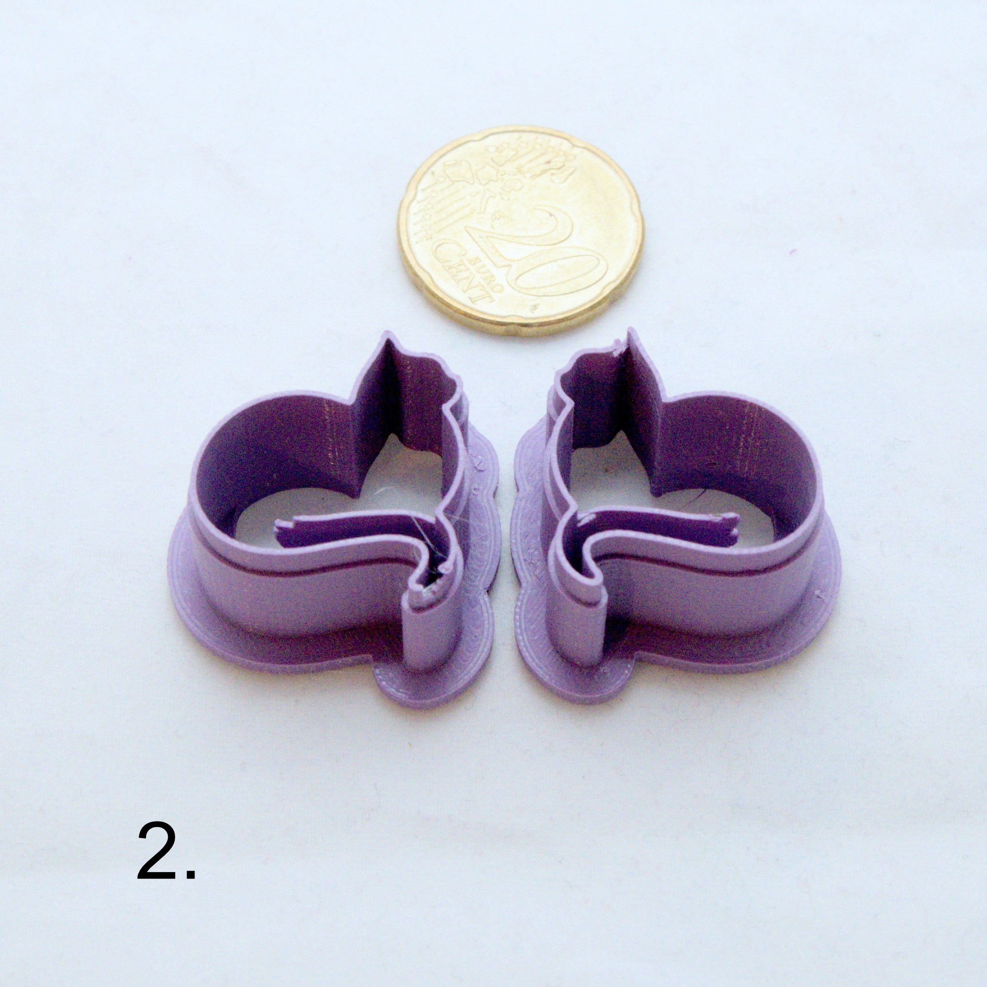 Sydämellinen kissa korvakoruleikkurisetti