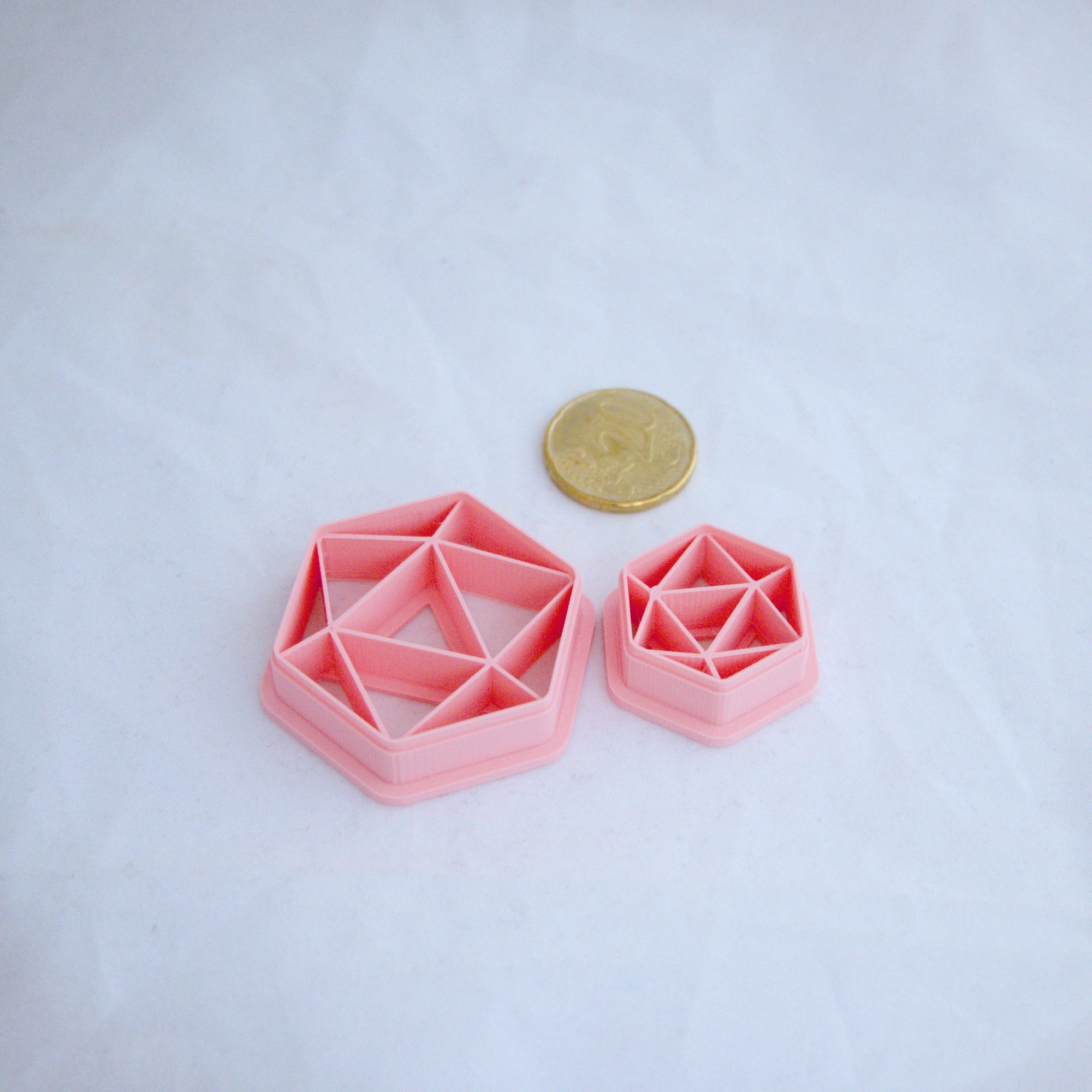D20 dice, clay cutter
