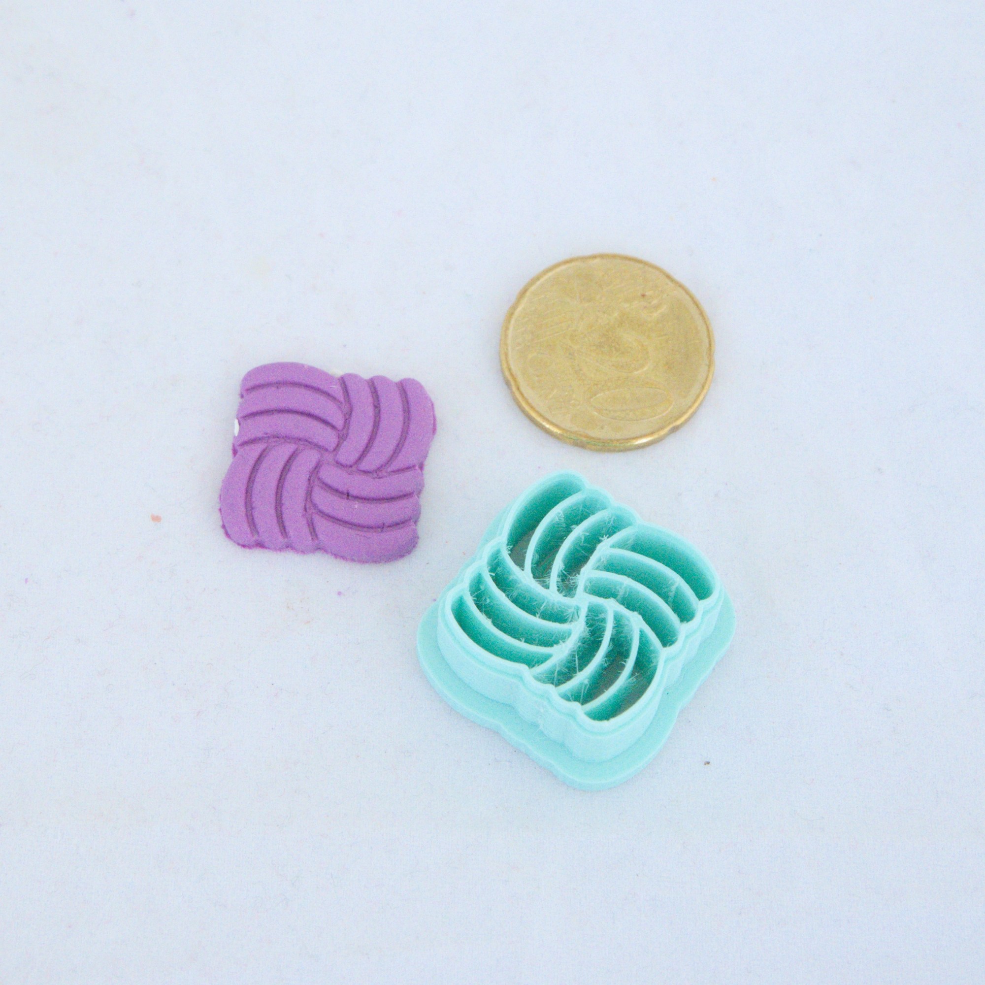 Striped square craft cutter