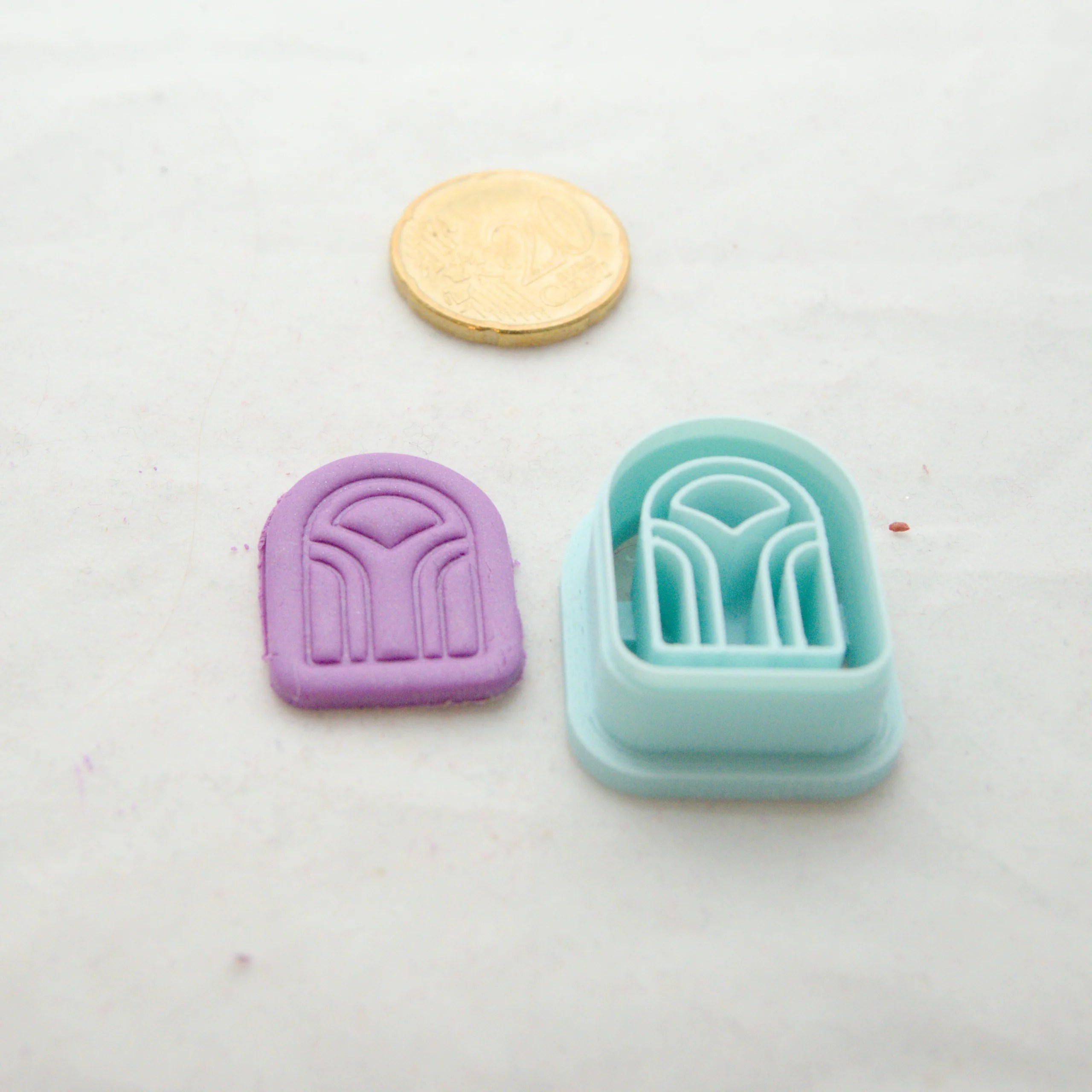 Art Deco  small window cutter