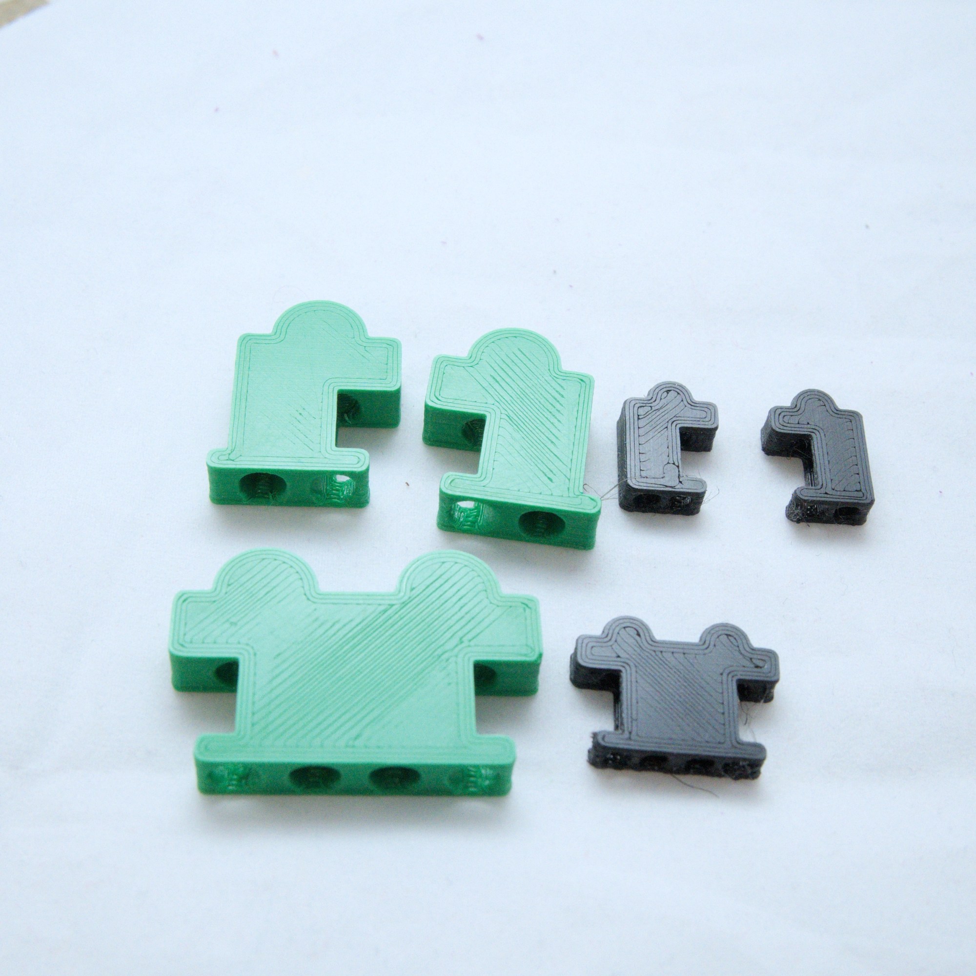 Silmukkakaapelistoppari (molemmat)