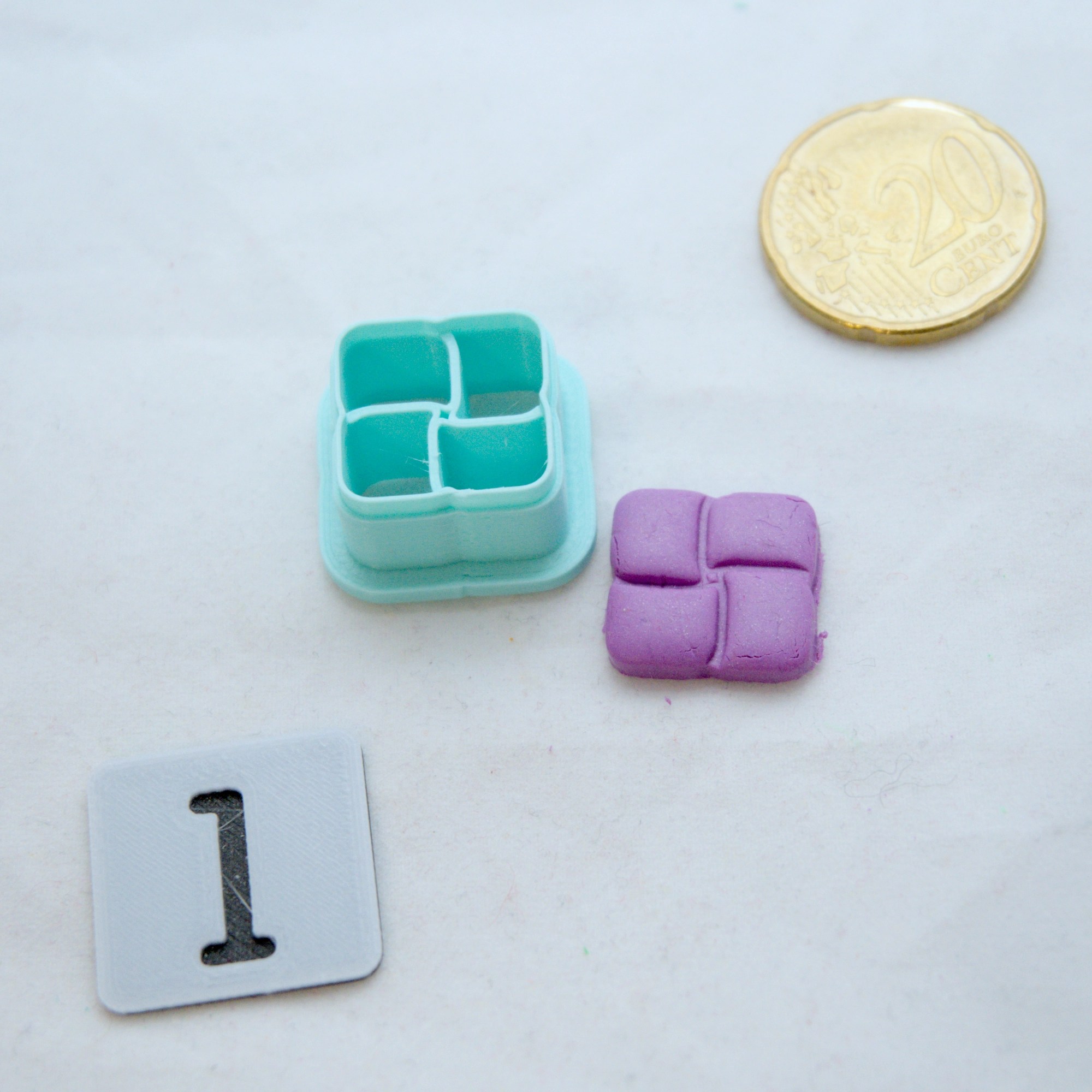 Hyrräneliö askartelumassaleikkuri