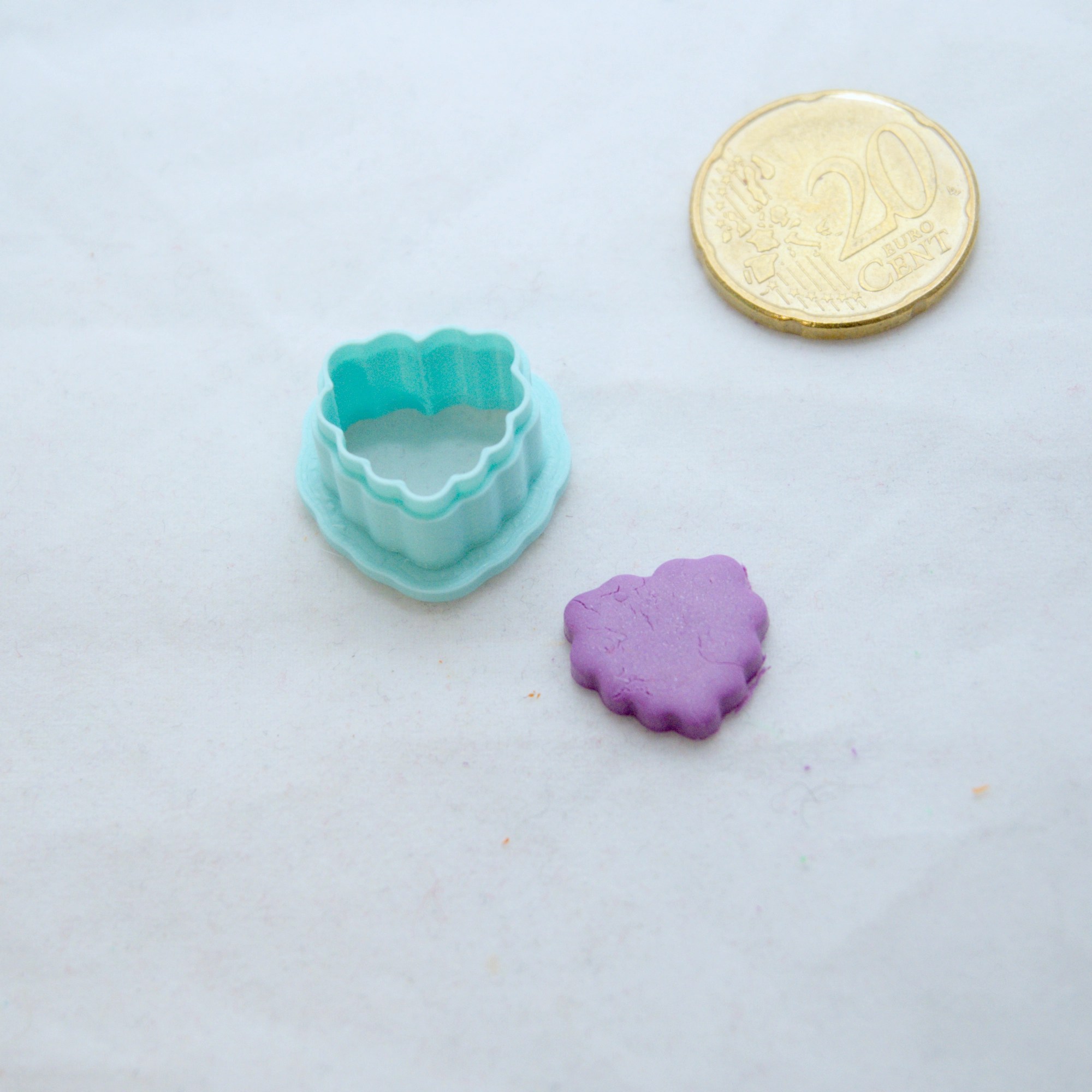 Frillasydän askartelumassaleikkuri