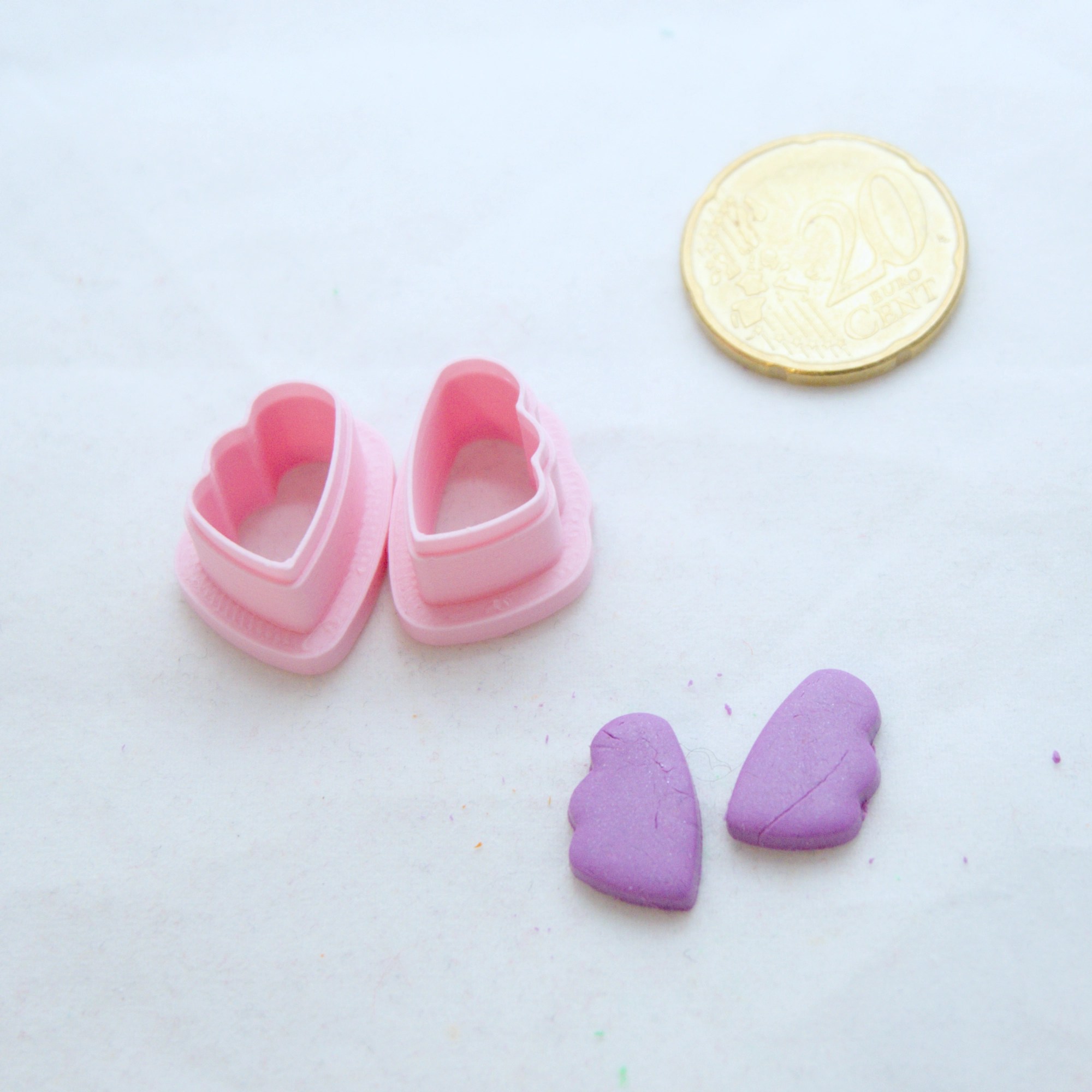 Pyöreä siipi askartelumassaleikkuripari