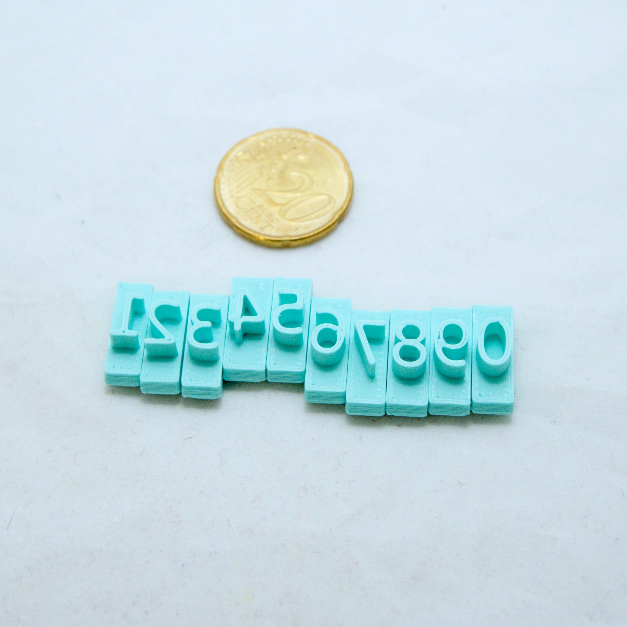 Litteä numeroleimasin + erikoismerkit Sans Serif