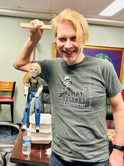 With the marionette of me made by Darren Geppetto Moreash 2024-04-27 With the marionette of me made by Darren Geppetto Moreash - thanks for the fabulous surprise! Halifax, Nova Scotia, April 27, 2024