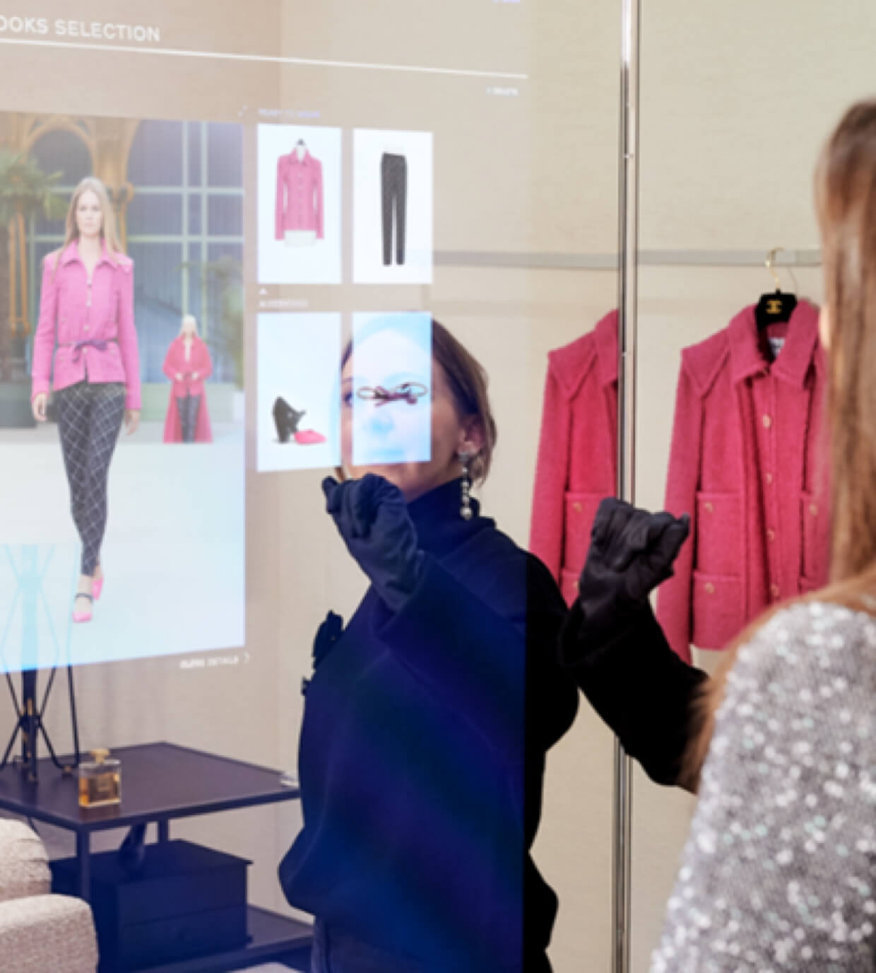 Chanel-connected-Mirror