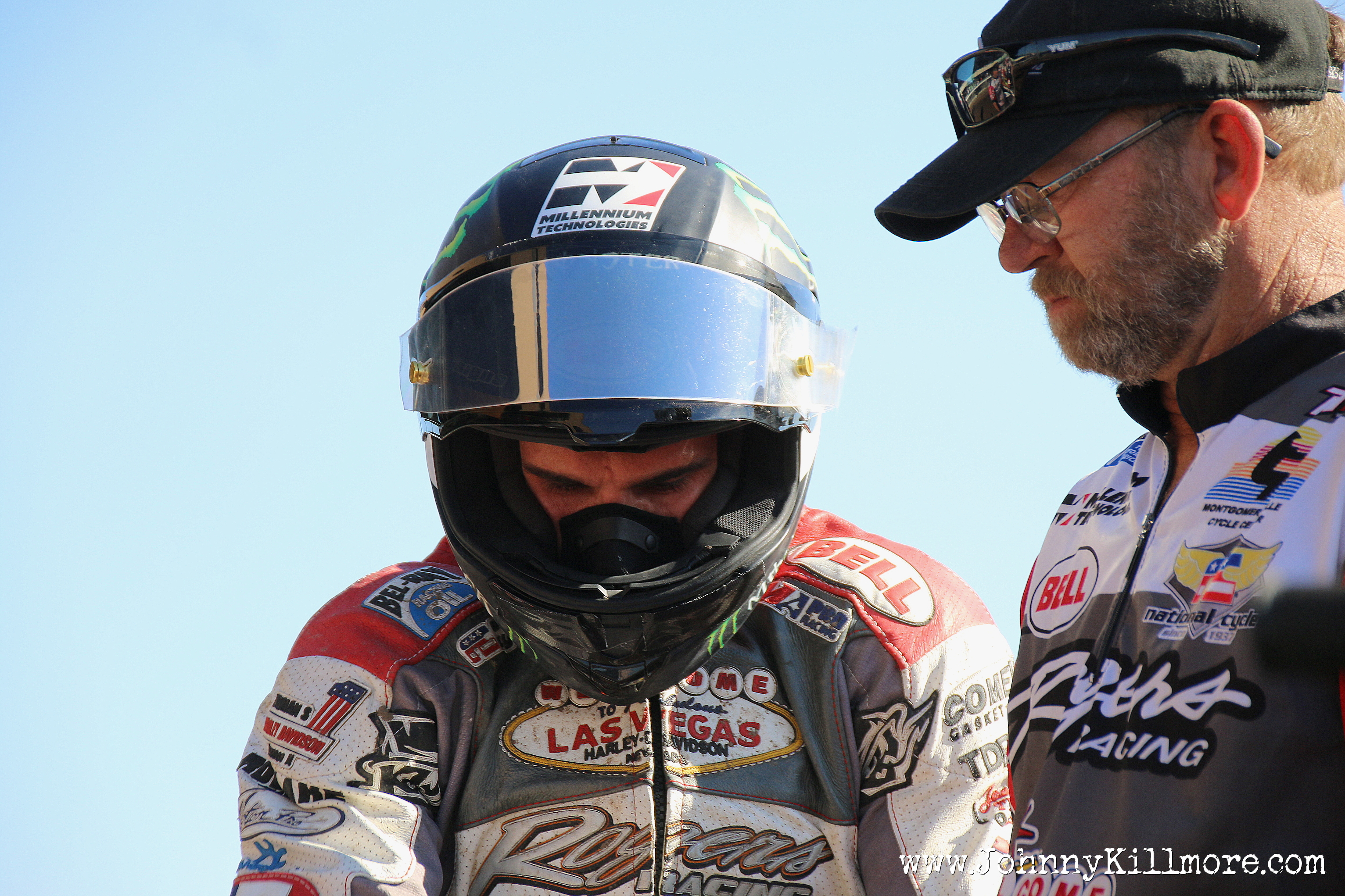 Mees' crew remained close and ready but let the champ collect his thoughts before the race.