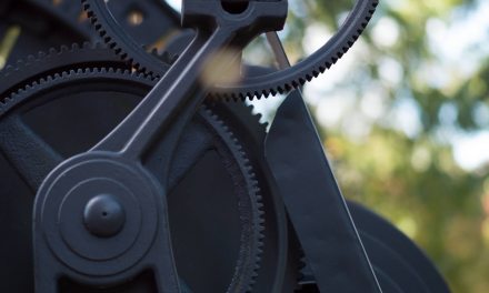 Update Live Tiles by using a background task