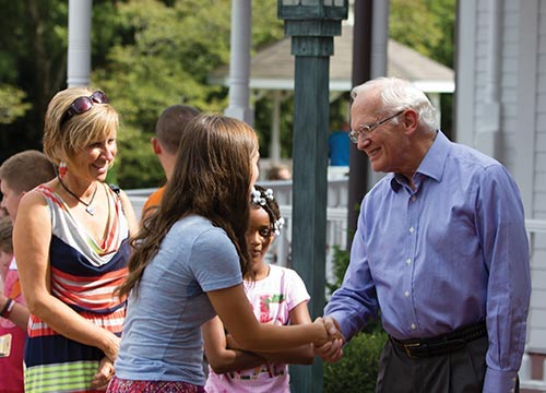 President Weedman greets new students to Johnson University