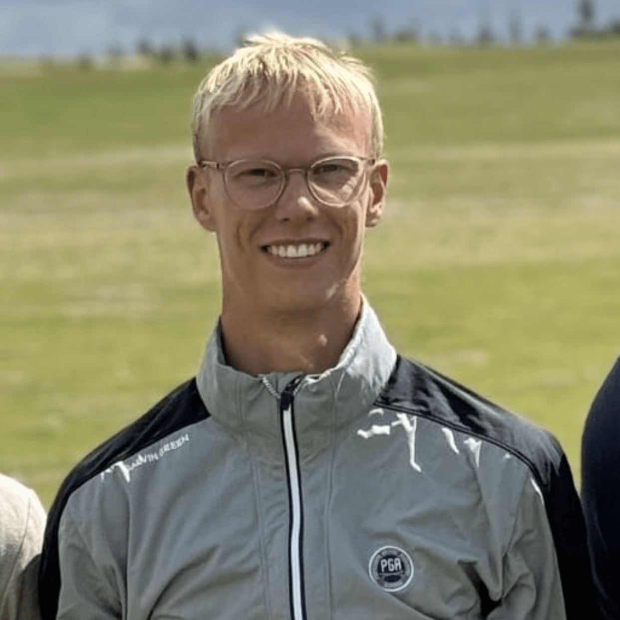 Jonas Ellegaard, Ellegaard Golf Academy, Golftræner