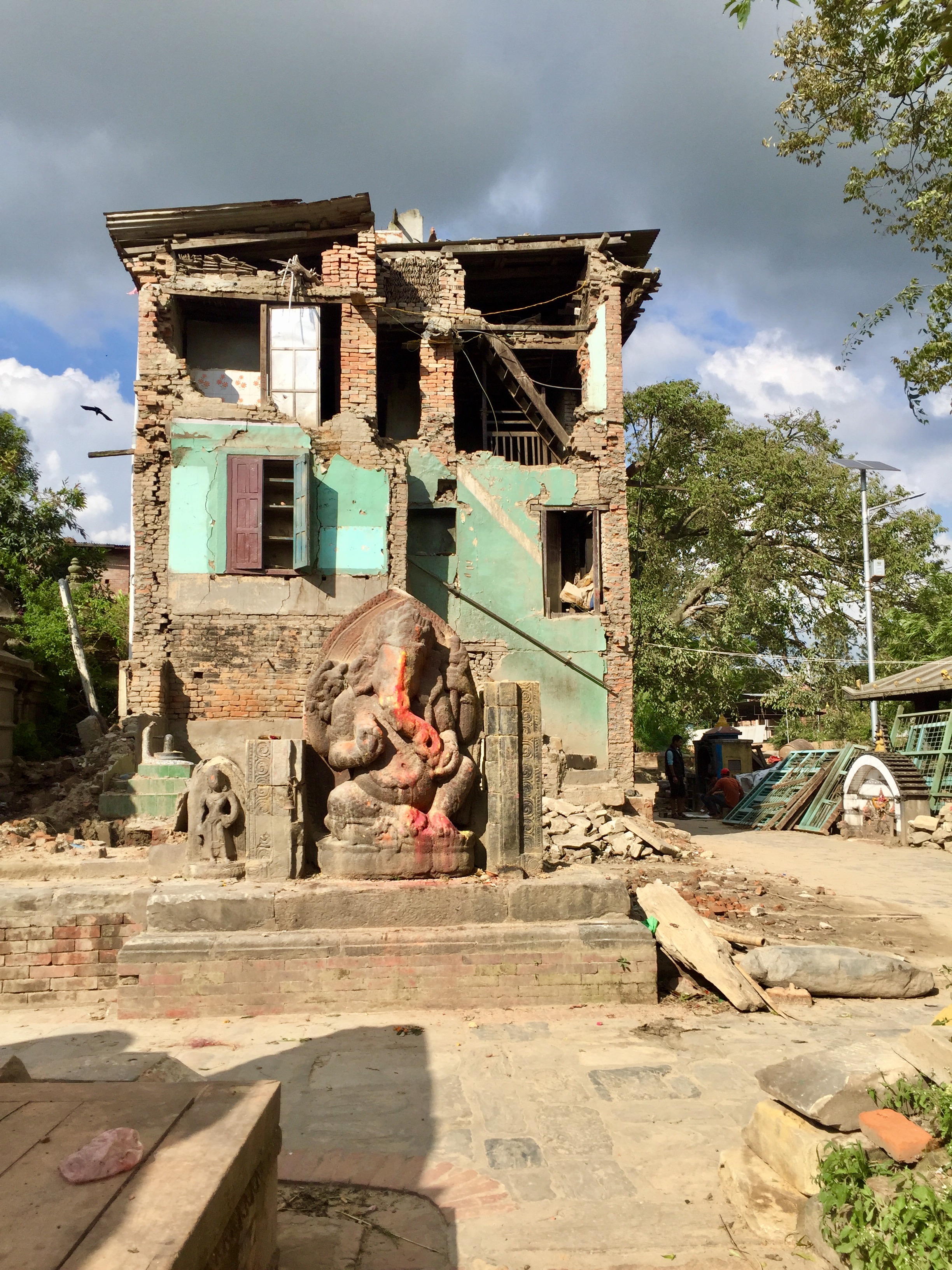 2015 earthquake traces – 10/2017, Panauti, Nepal