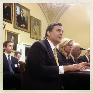 Turley to Debate Kalt on Presidential Self-Pardons - Vimarsana News