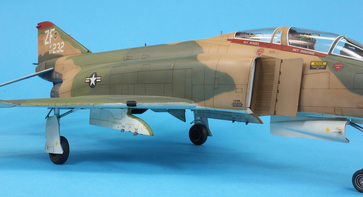 レベル McDONNELL F-4E/EJ/F PHANTOM Ⅱ 1/48 レベル McDONNELL F-4E/EJ/F PHANTOM Ⅱ 1/48 Amazon.co.jp: レベル