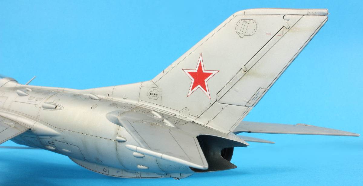 Trumpeter 1/48 Mikoyan-Gurevich MiG-19PM 'Farmer-E' | Jon's Models