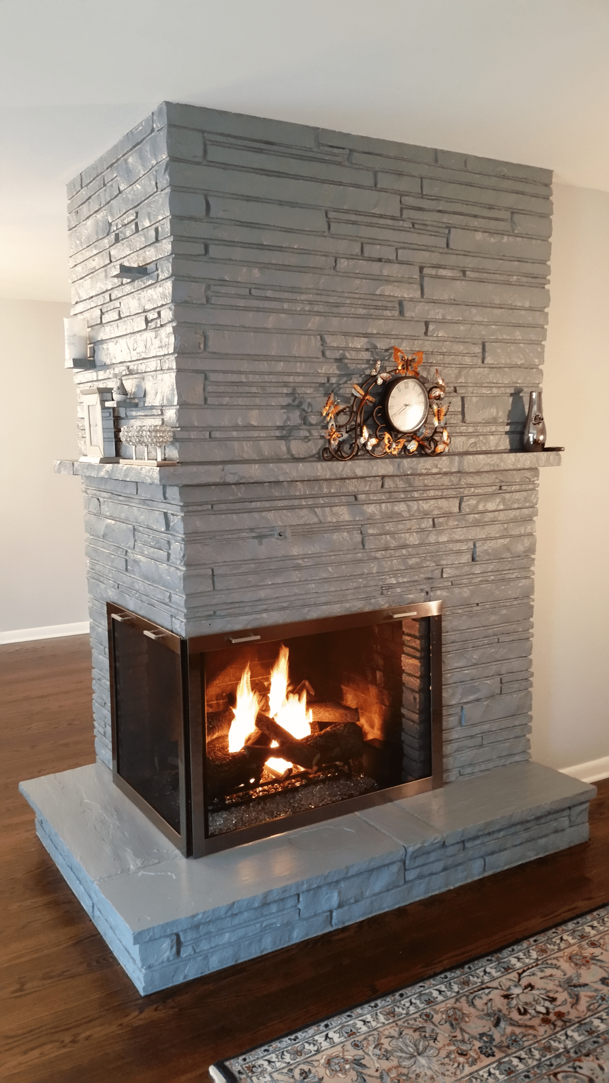 13 Examples Of How To Include A Double Sided Fireplace Into Your Home
