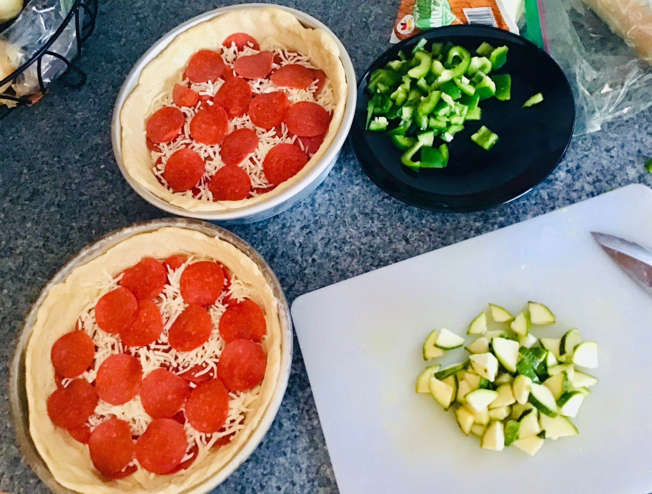 Cooking deep dish pizza