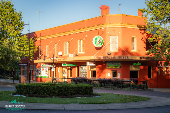 Commercial Hotel, Tumut