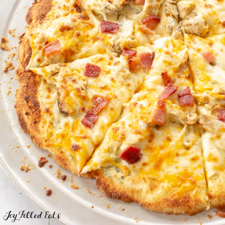 pic Keto Chicken Bacon Ranch Pizza With Chicken Crust keto chicken bacon ranch pizza