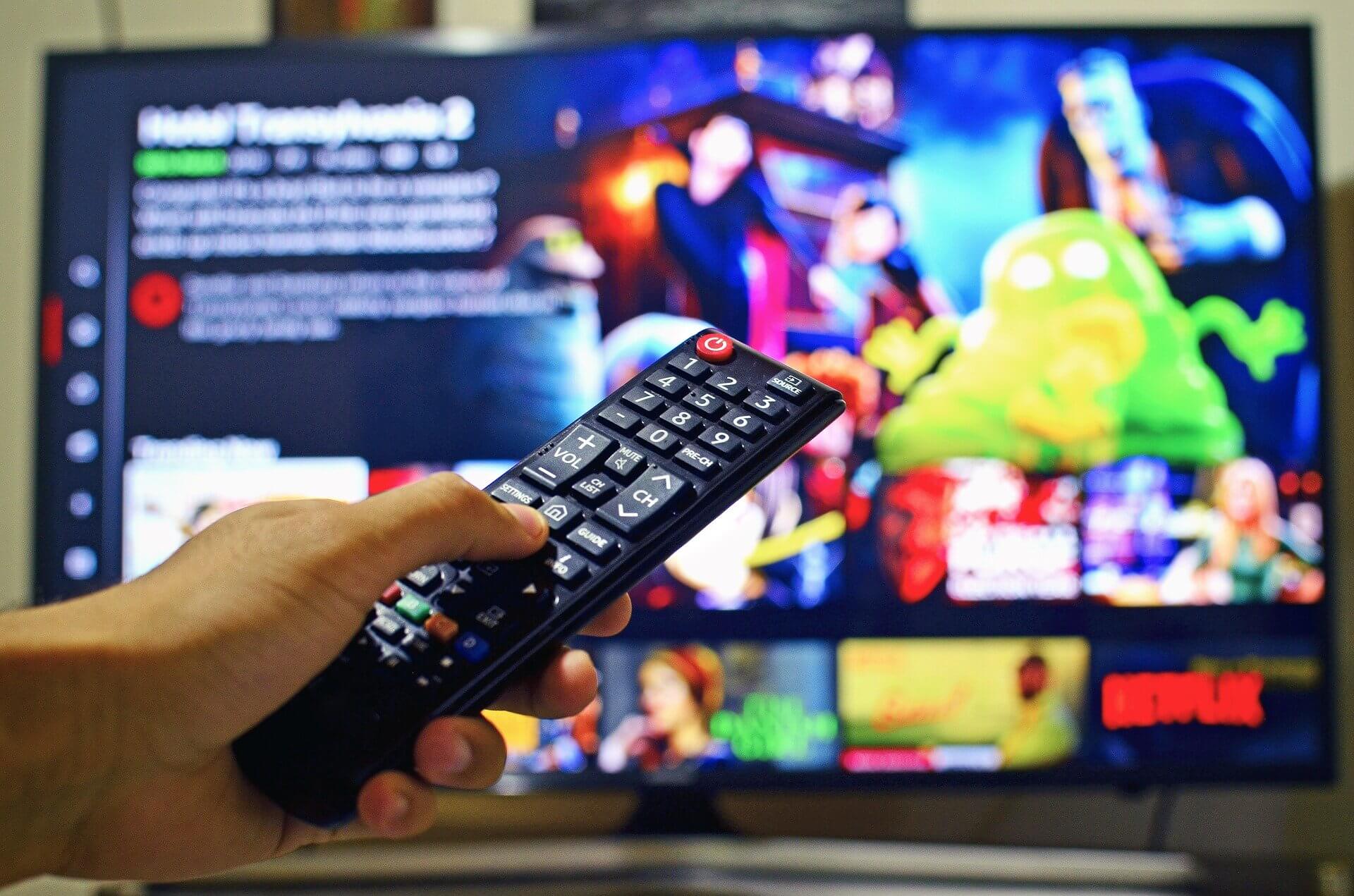 Is a smart tv better than streaming devices? 9 Best Samsung Smart Tv Apps Download For Free Joyofandroid Com