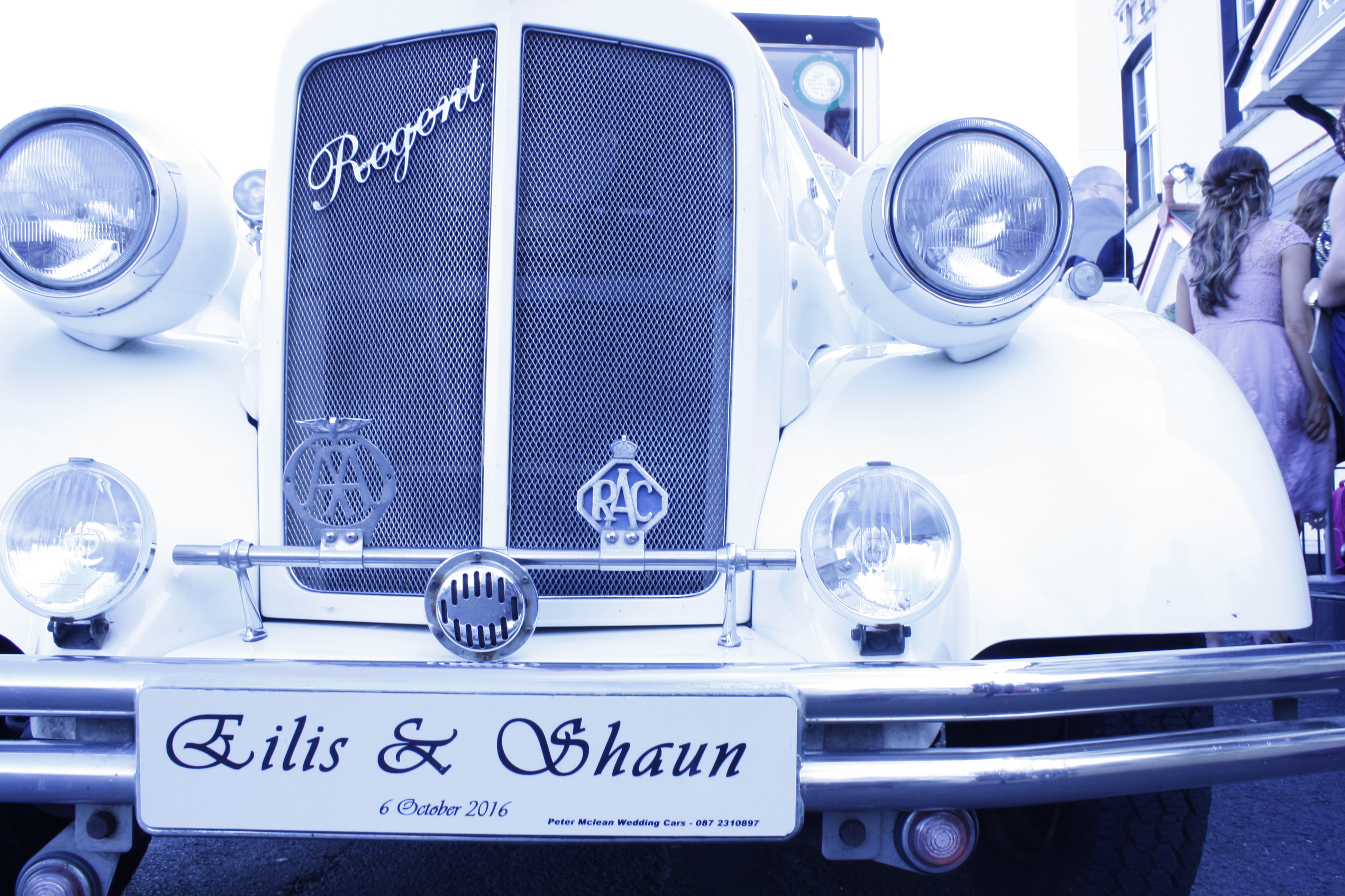 Detail shot from a bridal car
