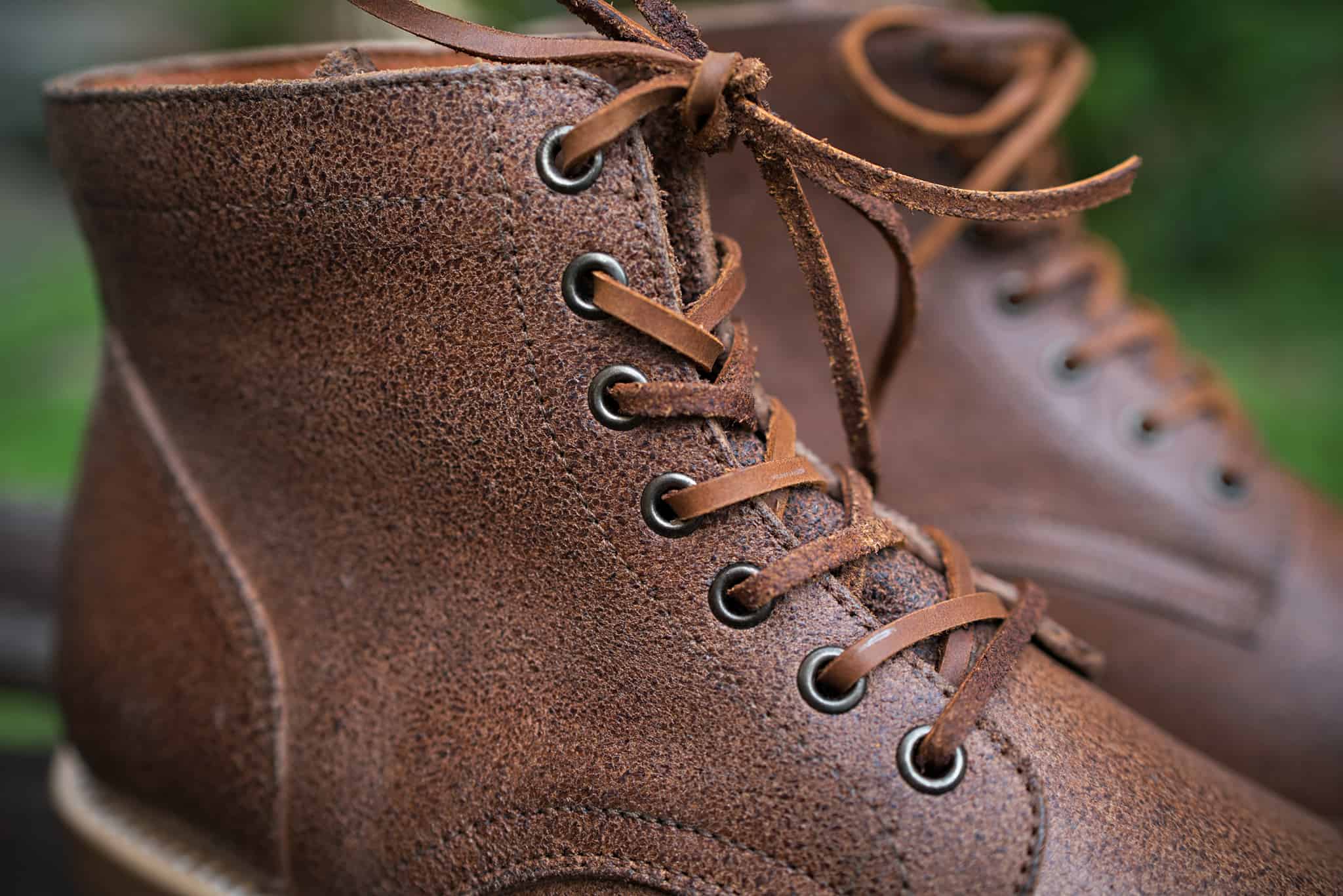 ガイド - ヌバック、スエード、ラフアウト レザーの説明 - jp