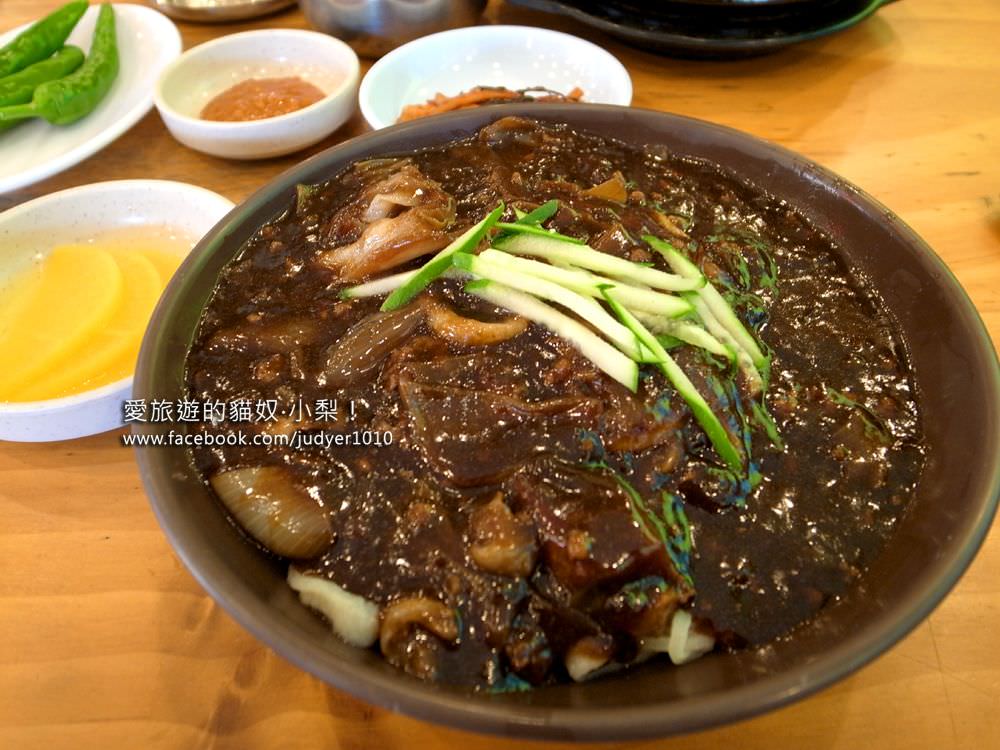 【韓國必吃】오모리찌개／泡菜鍋＋手工韓式炸醬麵！令人難忘的美食～(已歇業)