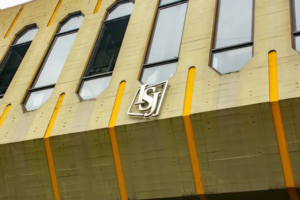 isj logo edificio