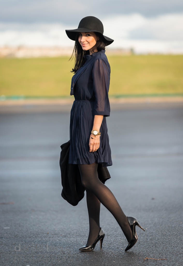 Classy In Blue And Black Ein Kleid Fur Weihnachten Julies Dresscode