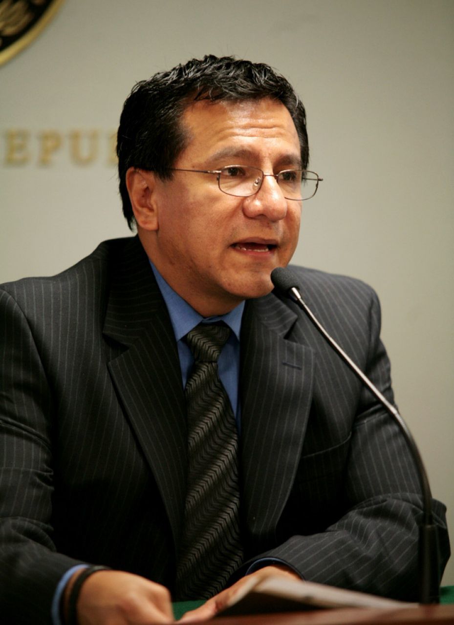 Lázaro Mazón Alonso, exsecretario de Salud de Guerrero, se ampara y no podrá ser detenido por caso Ayotzinapa (nota de Manrique Gandaria en OEM-Informex)